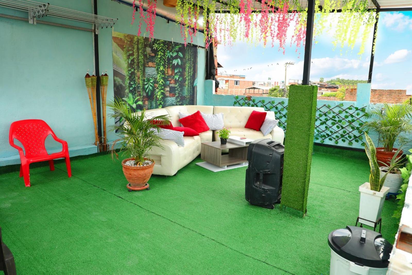 Twin Smart - Bano Semiprivado Homestay Cali